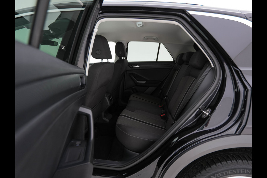 Volkswagen T-Roc 1.5 TSI Sport-Plus-Pack Aut. *ADAPTIVE-CRUISE | FULL-LED | NAVI-FULLMAP | HEATED-COMFORTSEATS | DAB | CAMERA | TOWBAR | PRIVACY-GLASS | 17''ALU*