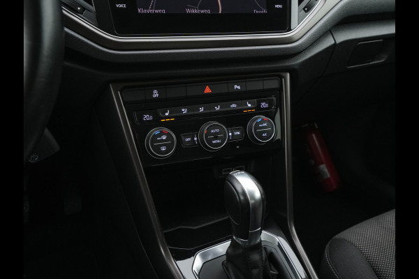 Volkswagen T-Roc 1.5 TSI Sport-Plus-Pack Aut. *ADAPTIVE-CRUISE | FULL-LED | NAVI-FULLMAP | HEATED-COMFORTSEATS | DAB | CAMERA | TOWBAR | PRIVACY-GLASS | 17''ALU*
