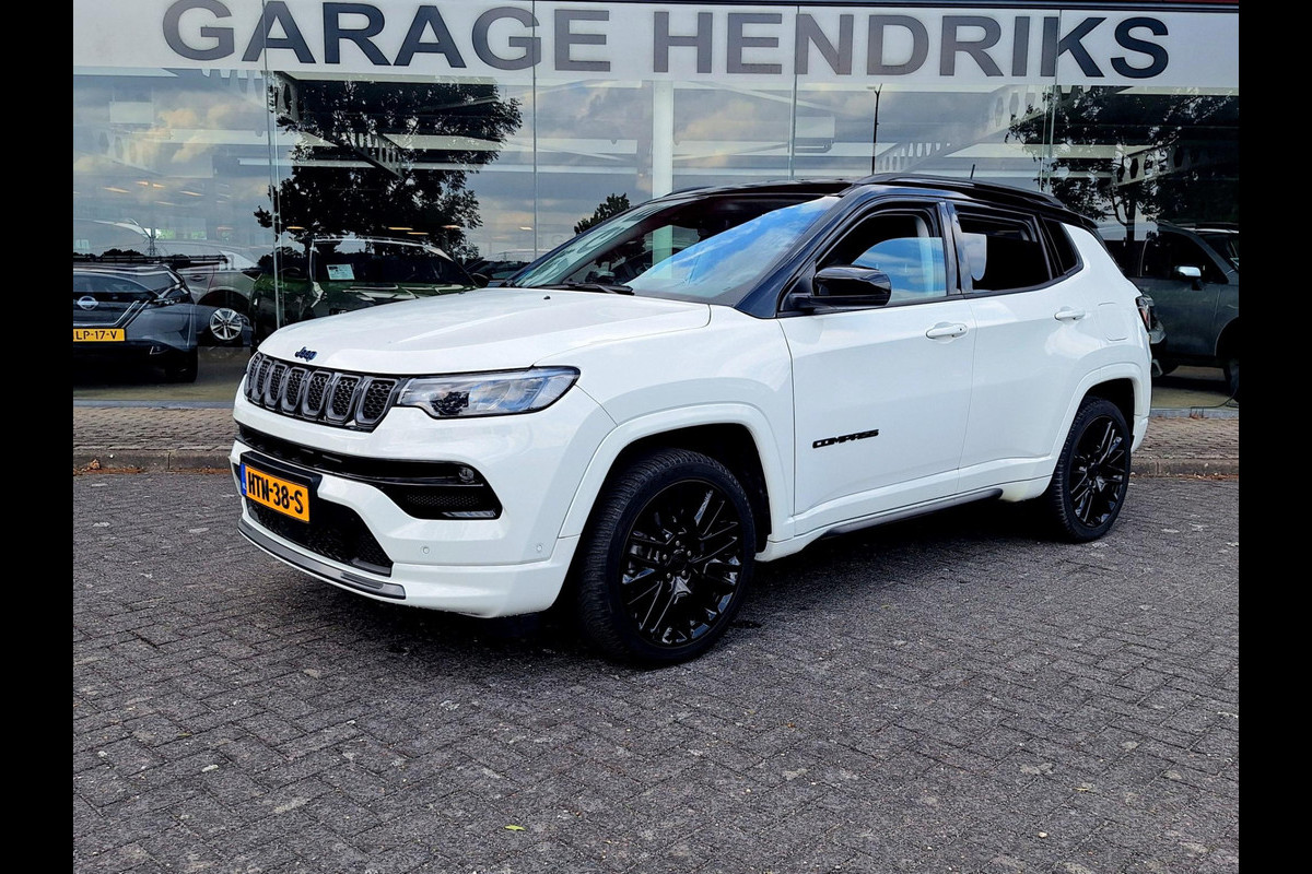 Jeep Compass 4xe 240 PHEV Hybrid Electric S 4WD | Leder | Camera | NAVI | LED | Adaptive CC | (occasion) Jeep Compass 4xe 240 PHEV Hybrid Electric S 4WD | Leder | Camera | NAVI | LED | Adaptive CC | (occasion)