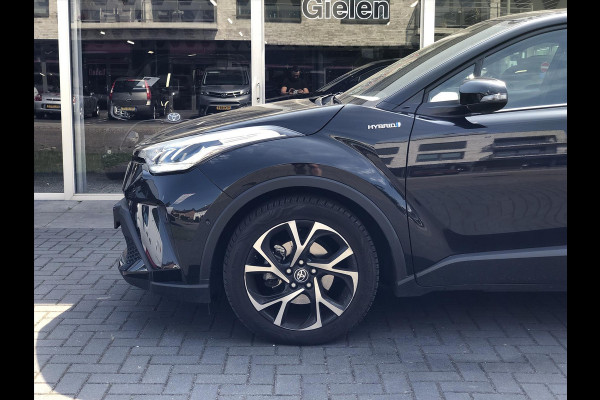 Toyota C-HR 2.0 Hybrid Style | Dodehoekherkenning, Parkeersensoren, Stoel + Stuurverwarming, 18 inch, Keyless