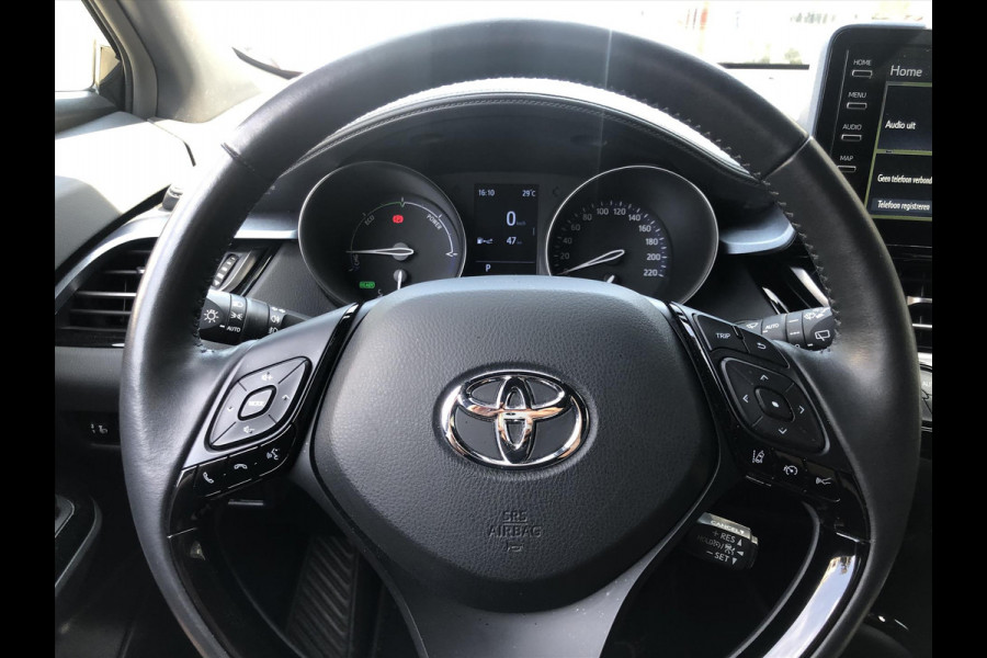 Toyota C-HR 2.0 Hybrid Style | Dodehoekherkenning, Parkeersensoren, Stoel + Stuurverwarming, 18 inch, Keyless