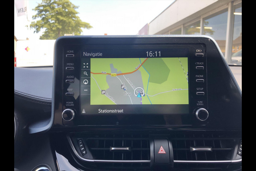 Toyota C-HR 2.0 Hybrid Style | Dodehoekherkenning, Parkeersensoren, Stoel + Stuurverwarming, 18 inch, Keyless