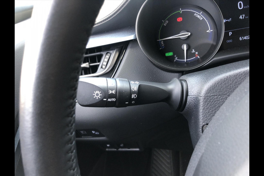 Toyota C-HR 2.0 Hybrid Style | Dodehoekherkenning, Parkeersensoren, Stoel + Stuurverwarming, 18 inch, Keyless