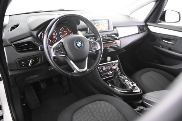 BMW 2 Serie Active Tourer 220i Centennial Executive XDrive *Navigatie*4x4*