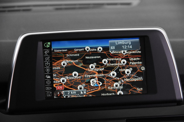 BMW 2 Serie Active Tourer 220i Centennial Executive XDrive *Navigatie*4x4*