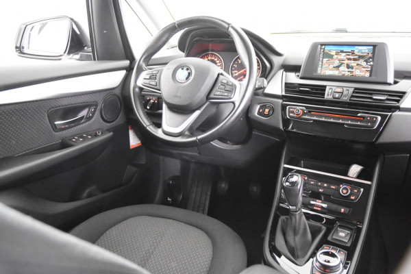 BMW 2 Serie Active Tourer 220i Centennial Executive XDrive *Navigatie*4x4*