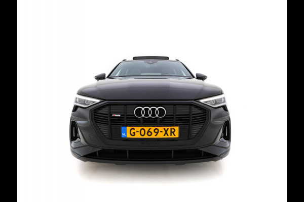 Audi e-tron 50 quattro Launch edition Black 71 kWh (INCL-BTW) *PANO | 1/2LEATHER | DIGI-COCKPIT | FULL-LED | MEMORY-PACK | ADAPTIVE-CRUISE | SPORT-SEATS | NAVI-FULLMAP | HEATED-SEATS | KEYLESS | SHIFT-PADDLES*