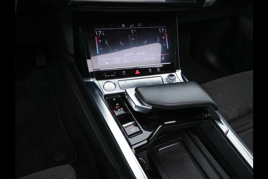 Audi e-tron 50 quattro Launch edition Black 71 kWh (INCL-BTW) *PANO | 1/2LEATHER | DIGI-COCKPIT | FULL-LED | MEMORY-PACK | ADAPTIVE-CRUISE | SPORT-SEATS | NAVI-FULLMAP | HEATED-SEATS | KEYLESS | SHIFT-PADDLES*