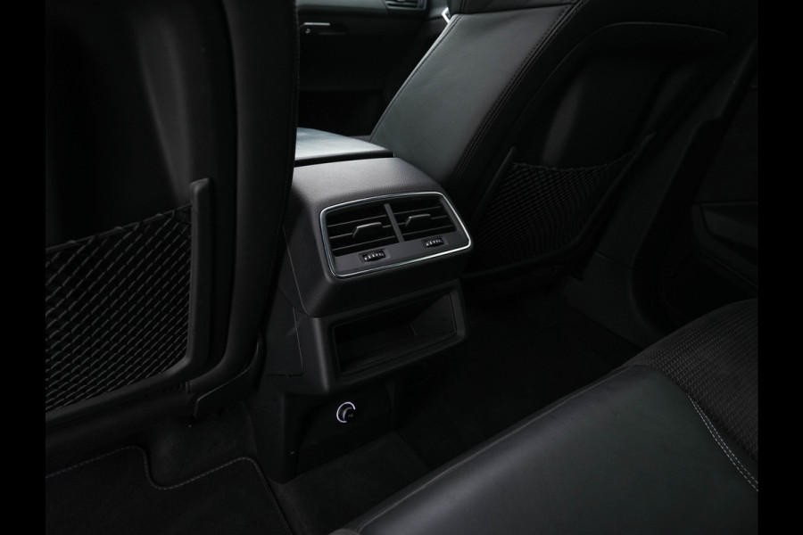 Audi e-tron 50 quattro Launch edition Black 71 kWh (INCL-BTW) *PANO | 1/2LEATHER | DIGI-COCKPIT | FULL-LED | MEMORY-PACK | ADAPTIVE-CRUISE | SPORT-SEATS | NAVI-FULLMAP | HEATED-SEATS | KEYLESS | SHIFT-PADDLES*