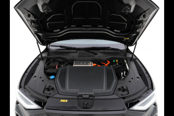 Audi e-tron 50 quattro Launch edition Black 71 kWh (INCL-BTW) *PANO | 1/2LEATHER | DIGI-COCKPIT | FULL-LED | MEMORY-PACK | ADAPTIVE-CRUISE | SPORT-SEATS | NAVI-FULLMAP | HEATED-SEATS | KEYLESS | SHIFT-PADDLES*