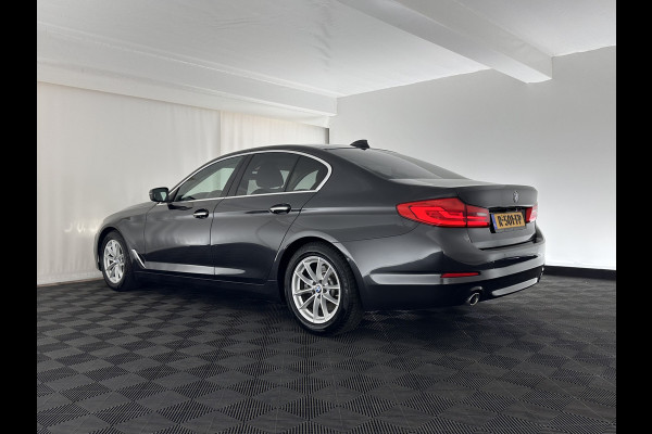 BMW 5 Serie 520d EDE Executive Aut. *FULL-LED | NAVI-FULLMAP | MEMORY-PACK | AMBIENT-LIGHT | DIGI-COCKPIT | CAMERA | ECC | PDC | CRUISE | 17''ALU*