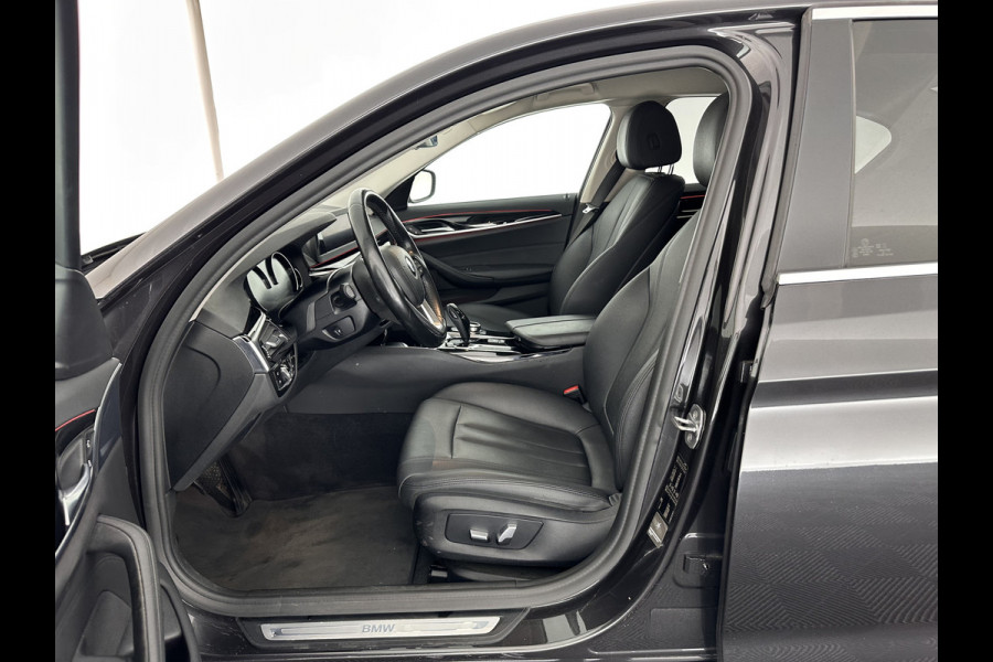 BMW 5 Serie 520d EDE Executive Aut. *FULL-LED | NAVI-FULLMAP | MEMORY-PACK | AMBIENT-LIGHT | DIGI-COCKPIT | CAMERA | ECC | PDC | CRUISE | 17''ALU*