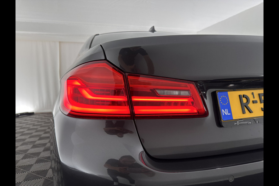BMW 5 Serie 520d EDE Executive Aut. *FULL-LED | NAVI-FULLMAP | MEMORY-PACK | AMBIENT-LIGHT | DIGI-COCKPIT | CAMERA | ECC | PDC | CRUISE | 17''ALU*