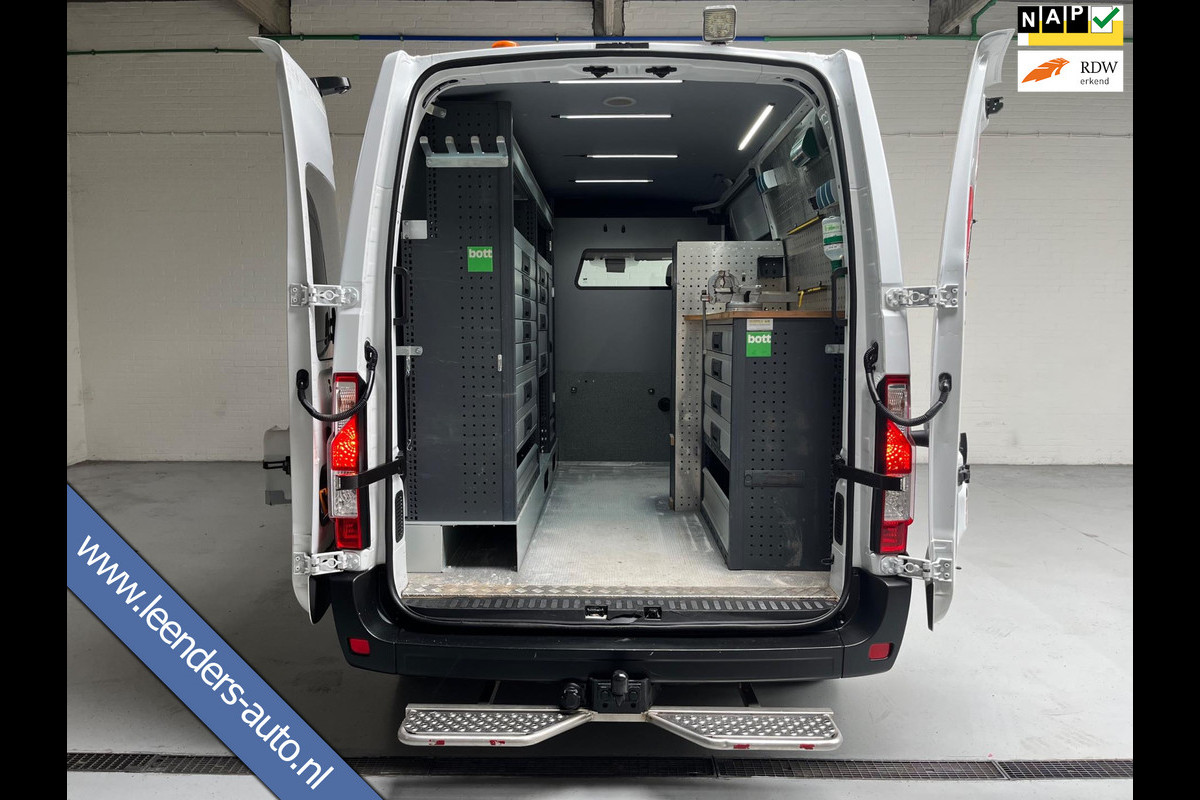Renault Master Servicewagen T35 2.3 dCi 145pk euro6 L2H2 BOTT Inrichting, Victron omvormer, Standkachel, Trekhaak, RIJKLAARPRIJS! Renault Master Servicewagen T35 2.3 dCi 145pk euro6 L2H2 BOTT Inrichting, Victron omvormer, Standkachel, Trekhaak, RIJKLAARPRIJS!