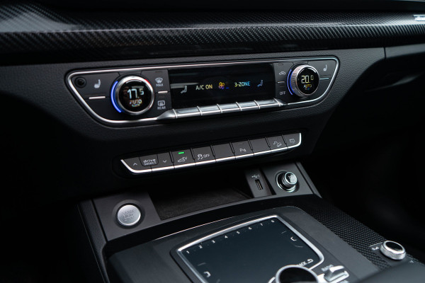 Audi Q5 TFSI e Quattro / MTM/ Virtual Cockpit/ Trekhaak/ Panoramadak/ 220W (300PK)