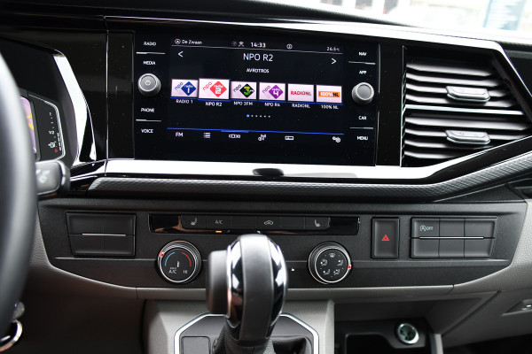 Volkswagen Transporter 2.0 TDI L1H1 30 Bulli Virtual, Adaptieve Cruise, Carplay, LED, 150PK, Multimedia, NAVI, Standkachel, Stoelverwarming,