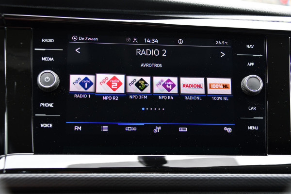 Volkswagen Transporter 2.0 TDI L1H1 30 Bulli Virtual, Adaptieve Cruise, Carplay, LED, 150PK, Multimedia, NAVI, Standkachel, Stoelverwarming,