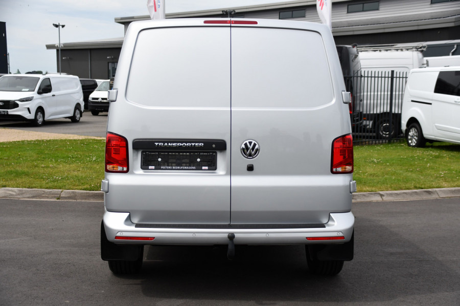 Volkswagen Transporter 2.0 TDI L1H1 30 Bulli Virtual, Adaptieve Cruise, Carplay, LED, 150PK, Multimedia, NAVI, Standkachel, Stoelverwarming,
