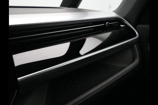 Volkswagen ID. Buzz Pro 77kWh Navigatie 19" lm velgen Privacyglas Winterpakket