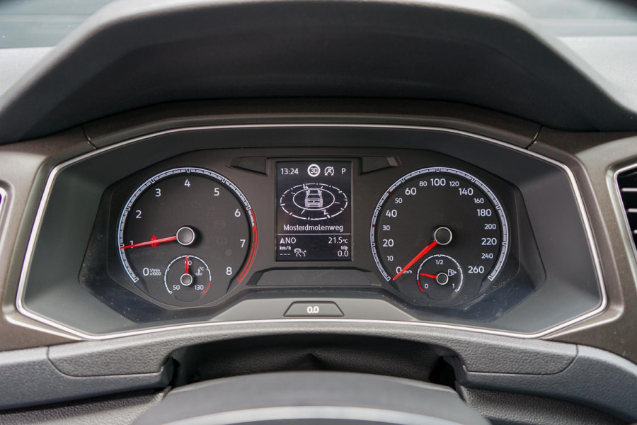 Volkswagen T-Roc 1.5 TSI Style | Carplay | Camera | Adaptive Cruise | Parkeersensoren
