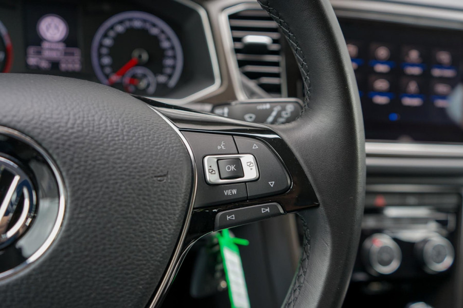 Volkswagen T-Roc 1.5 TSI Style | Carplay | Camera | Adaptive Cruise | Parkeersensoren