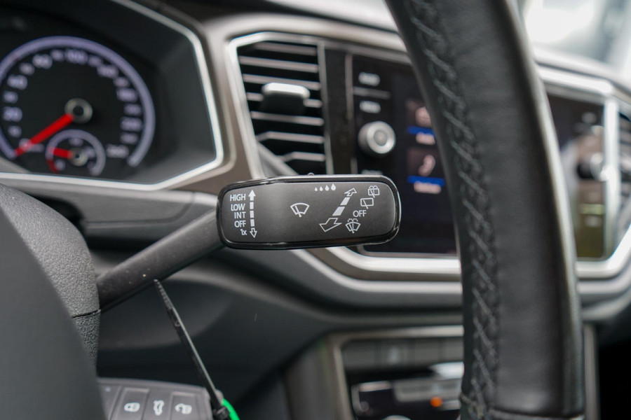 Volkswagen T-Roc 1.5 TSI Style | Carplay | Camera | Adaptive Cruise | Parkeersensoren