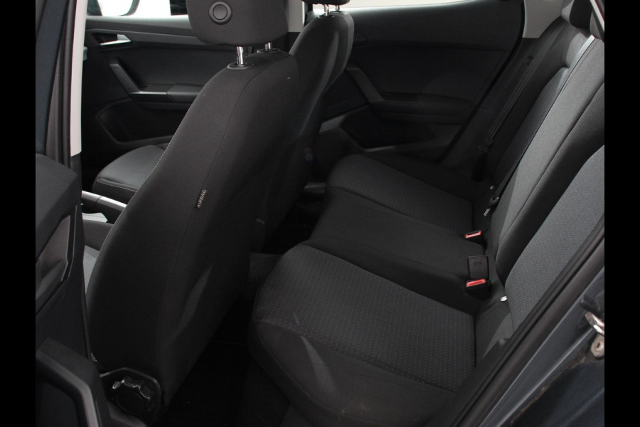 Seat Ibiza 1.0 EcoTSI Style Business Intense Climate Control Cruise control LED Stoelverwarming Parkeersensoren Achteruitrij camera Apple Carplay/ Android Auto