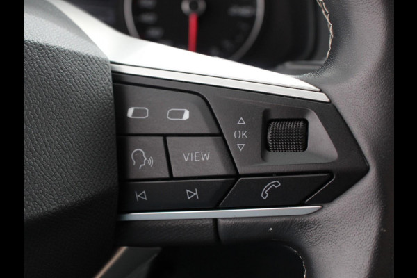 Seat Ibiza 1.0 EcoTSI Style Business Intense Climate Control Cruise control LED Stoelverwarming Parkeersensoren Achteruitrij camera Apple Carplay/ Android Auto