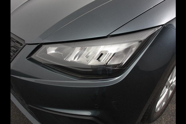 Seat Ibiza 1.0 EcoTSI Style Business Intense Climate Control Cruise control LED Stoelverwarming Parkeersensoren Achteruitrij camera Apple Carplay/ Android Auto