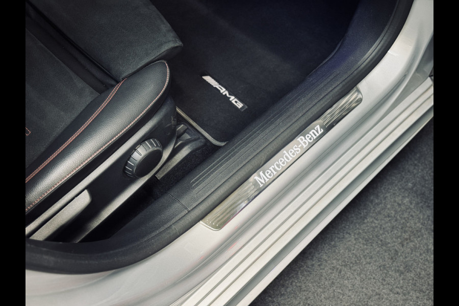 Mercedes-Benz A-Klasse 200 AMG Night | Panorama | Multibeam | Sfeer