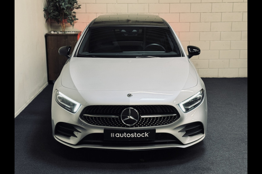 Mercedes-Benz A-Klasse 200 AMG Night | Panorama | Multibeam | Sfeer