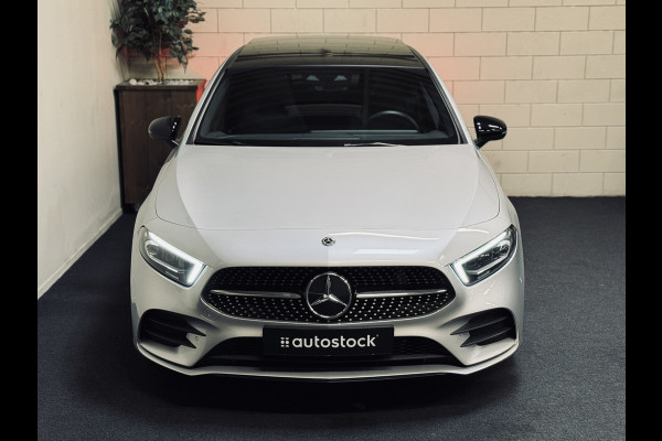Mercedes-Benz A-Klasse 200 AMG Night | Panorama | Multibeam | Sfeer
