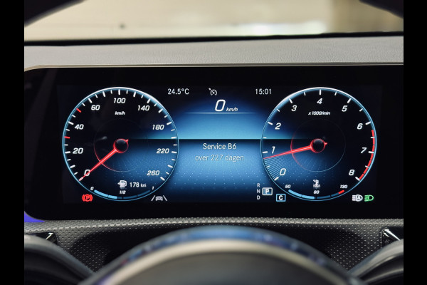 Mercedes-Benz A-Klasse 200 AMG Night | Panorama | Multibeam | Sfeer
