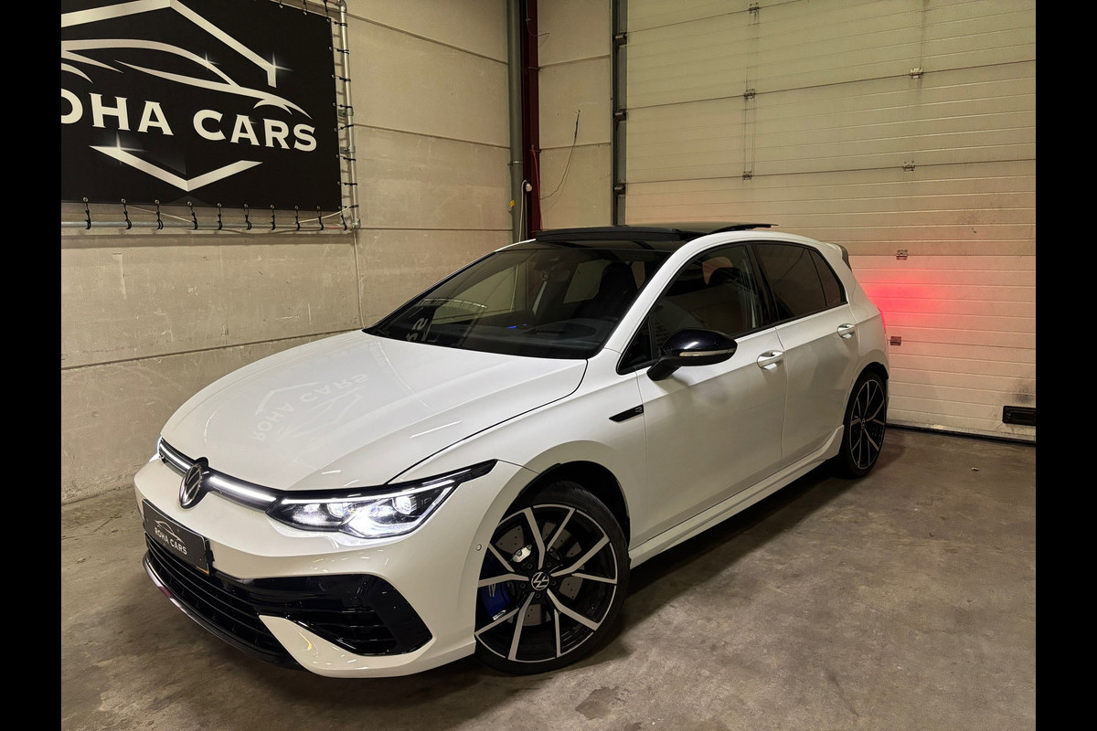 Volkswagen Golf 2.0 TSI R 4Motion Performance AKRA, PANO Volkswagen Golf 2.0 TSI R 4Motion Performance AKRA, PANO