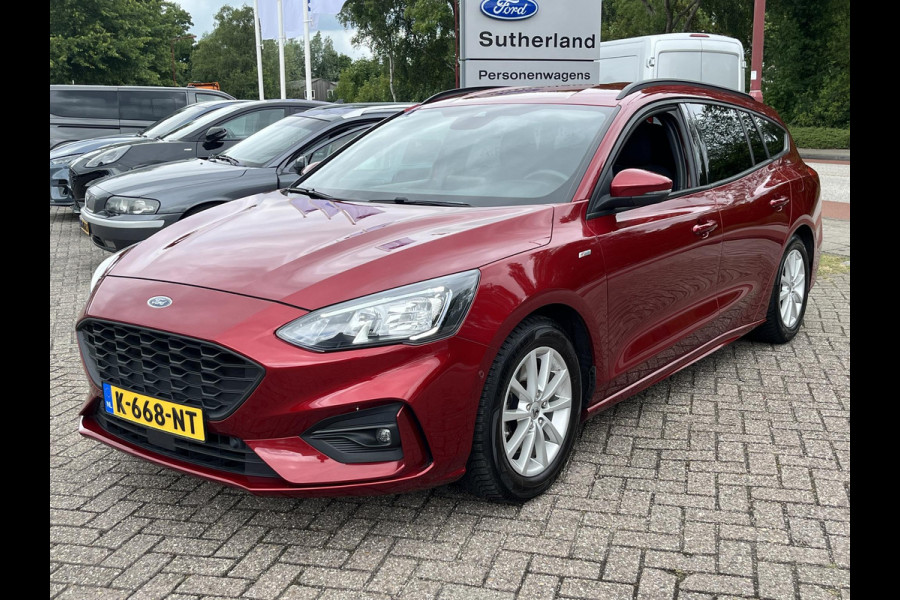 Ford FOCUS Wagon 1.0 EcoBoost ST Line Business 125pk | Wegklapbare Trekhaak | Winter Pack | Achteruitrijcamera
