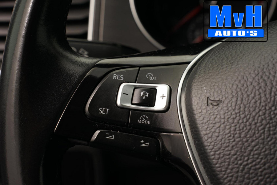 Volkswagen Golf Sportsvan 1.0 TSI Comfortline|TREKH|NAVI|PDC