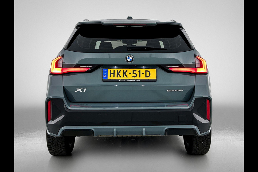BMW X1 sDrive18i M-SPORT CAMERA CARPLAY EL-ACHTERKLEP