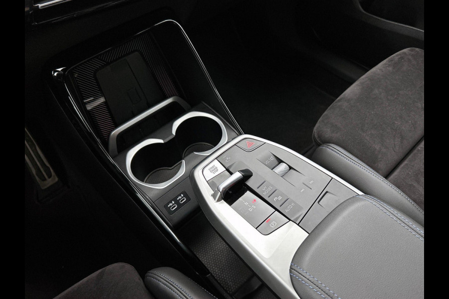 BMW X1 sDrive18i M-SPORT CAMERA CARPLAY EL-ACHTERKLEP