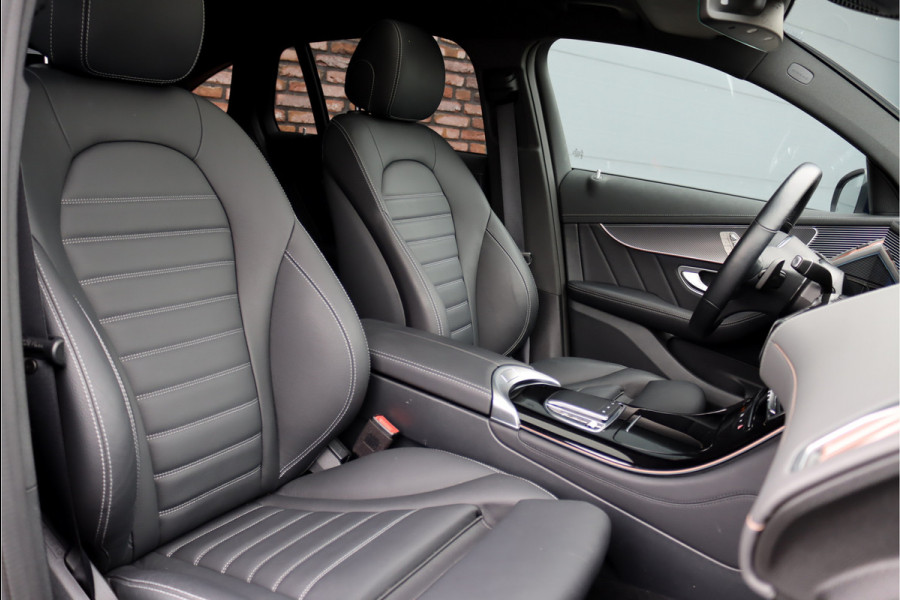 Mercedes-Benz EQC 400 4-MATIC AMG Line 80 kWh | ex BTW €39.000,- | Schuifdak | Distronic+ | Memory | Verwarmd Stuurwiel | Surround Camera | Leder | Keyless Go | Augmented Reality | Voorklimatisering |