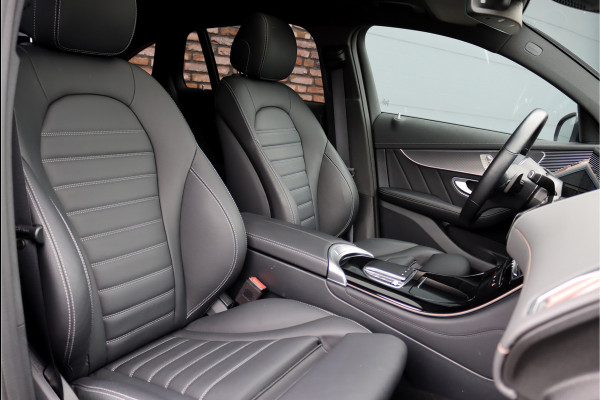 Mercedes-Benz EQC 400 4-MATIC AMG Line 80 kWh | ex BTW €39.000,- | Schuifdak | Distronic+ | Memory | Verwarmd Stuurwiel | Surround Camera | Leder | Keyless Go | Augmented Reality | Voorklimatisering |
