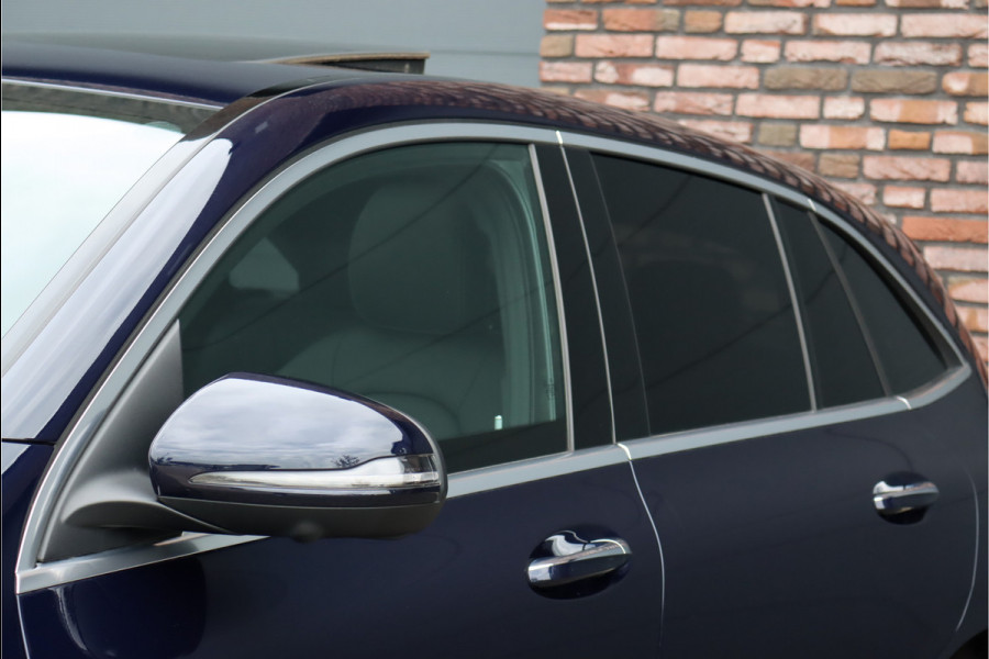 Mercedes-Benz EQC 400 4-MATIC AMG Line 80 kWh | ex BTW €39.000,- | Schuifdak | Distronic+ | Memory | Verwarmd Stuurwiel | Surround Camera | Leder | Keyless Go | Augmented Reality | Voorklimatisering |