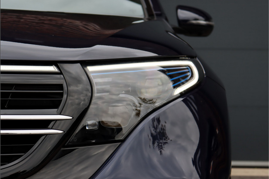 Mercedes-Benz EQC 400 4-MATIC AMG Line 80 kWh | ex BTW €39.000,- | Schuifdak | Distronic+ | Memory | Verwarmd Stuurwiel | Surround Camera | Leder | Keyless Go | Augmented Reality | Voorklimatisering |