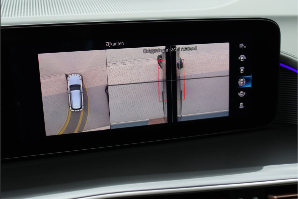 Mercedes-Benz EQC 400 4-MATIC AMG Line 80 kWh | ex BTW €39.000,- | Schuifdak | Distronic+ | Memory | Verwarmd Stuurwiel | Surround Camera | Leder | Keyless Go | Augmented Reality | Voorklimatisering |