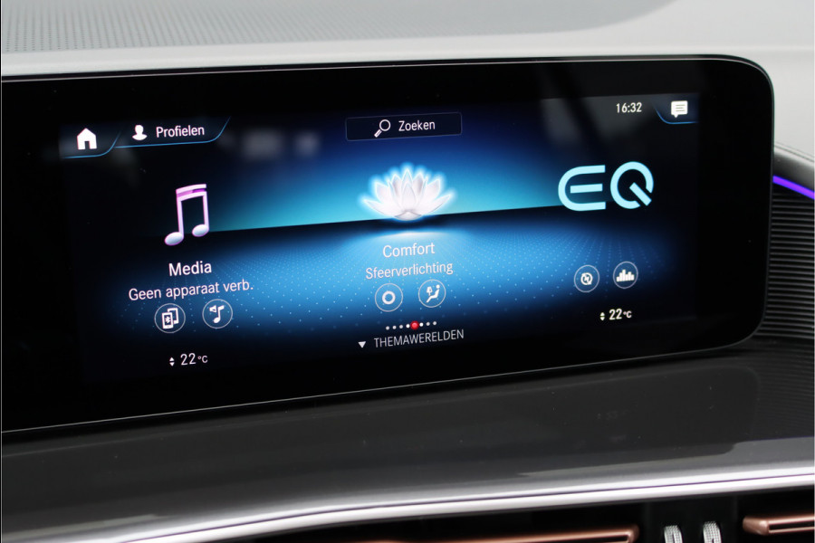 Mercedes-Benz EQC 400 4-MATIC AMG Line 80 kWh | ex BTW €39.000,- | Schuifdak | Distronic+ | Memory | Verwarmd Stuurwiel | Surround Camera | Leder | Keyless Go | Augmented Reality | Voorklimatisering |