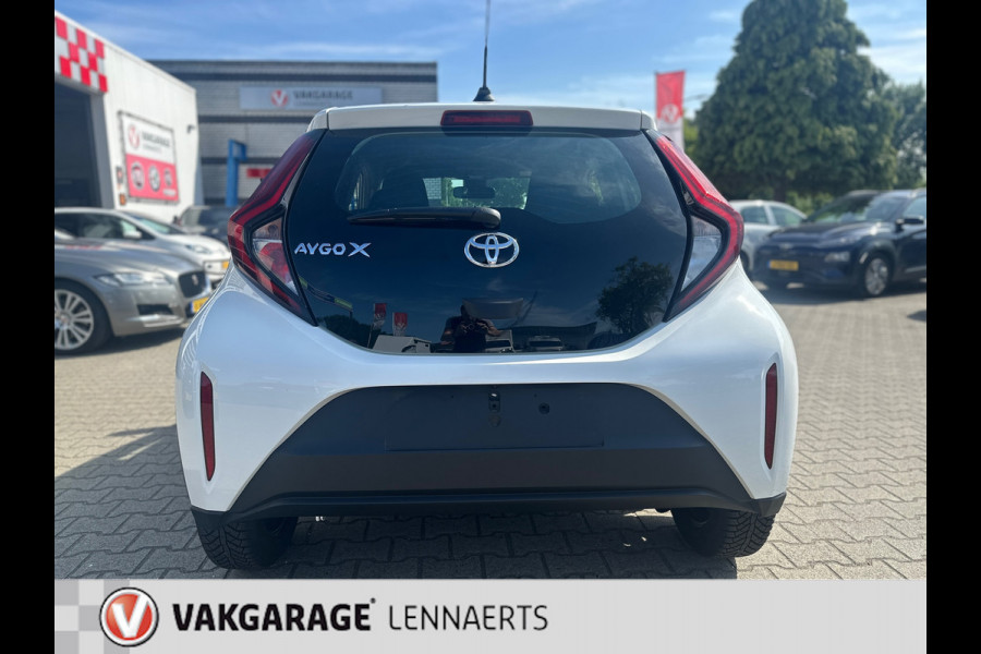 Toyota Aygo X 1.0 VVT-i MT Play CAMERA/CARPLAY (BOVAG/RIJKLAARPRIJS)
