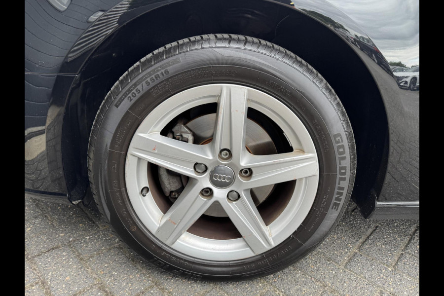 Audi A3 Sportback 30 TFSI Pro Line | Navigatie | Airco | Lichtmetalen Velgen | Cruise Control |