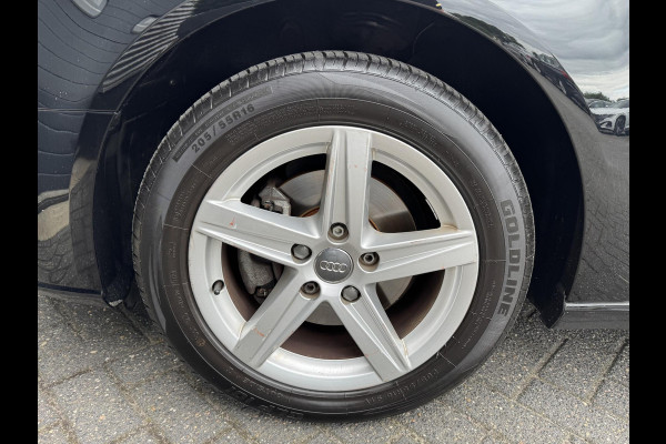 Audi A3 Sportback 30 TFSI Pro Line | Navigatie | Airco | Lichtmetalen Velgen | Cruise Control |