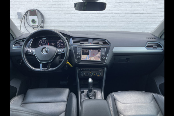 Volkswagen Tiguan 1.4 TSI ACT R-Line | Pano | Trekhaak | Leder | LED | DAB+ | CarPlay | 20 inch