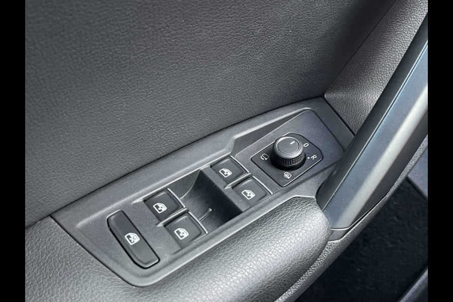 Volkswagen Tiguan 1.4 TSI ACT R-Line | Pano | Trekhaak | Leder | LED | DAB+ | CarPlay | 20 inch