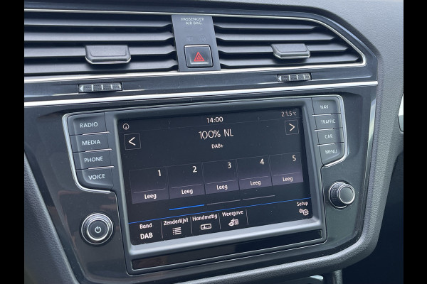 Volkswagen Tiguan 1.4 TSI ACT R-Line | Pano | Trekhaak | Leder | LED | DAB+ | CarPlay | 20 inch